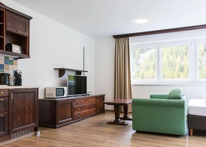 International House Mit Balkon Zw 2 Апартаменты